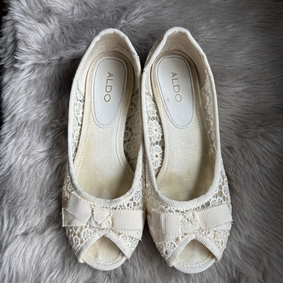 Aldo Off White - Peep toe Sandals 🥿 - Picture 2 of 4